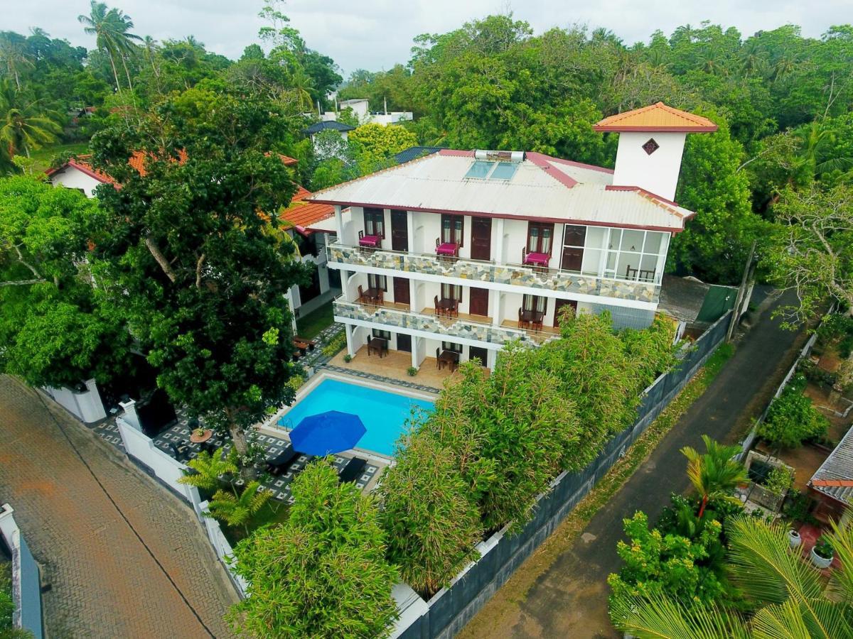 Villa De White Sambur ฮิกคาดูวา ภายนอก รูปภาพ